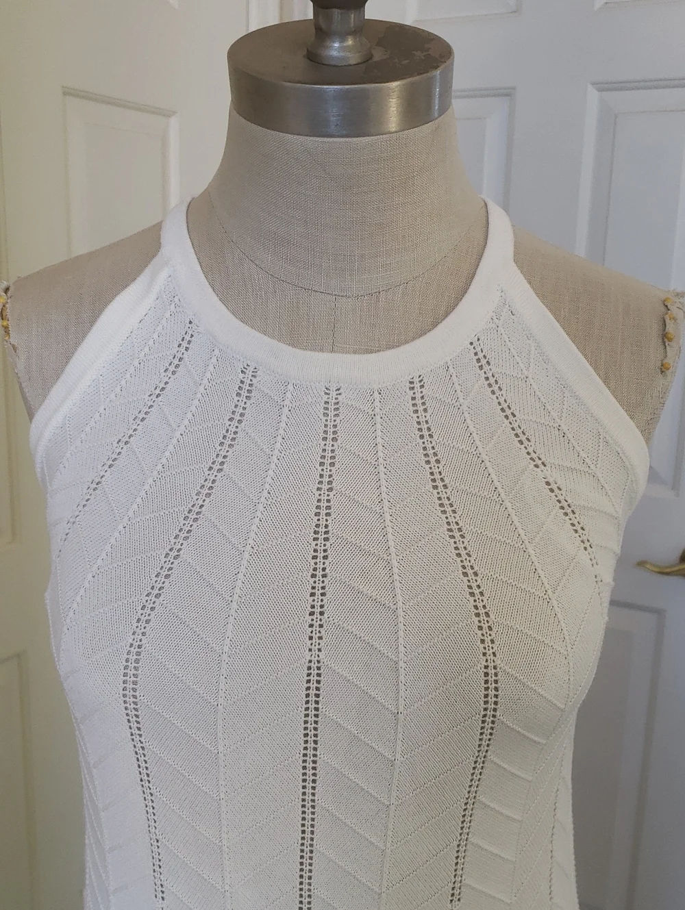 💐 Joie White Cotton Knit Crochet Dress • Chevron Textured Sleeveless Halter XS - Picture 6 of 12